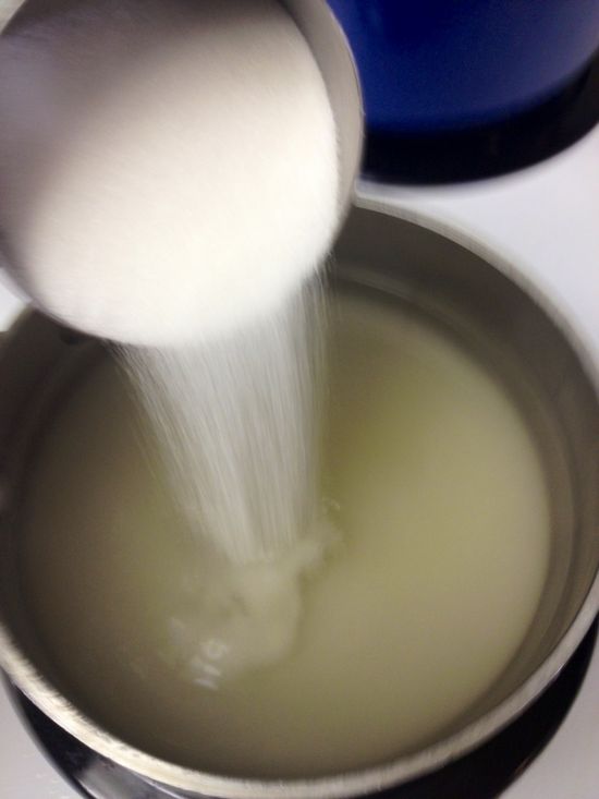 spark-post-image_ehowcdn~images01_spark_fa_f3_rhubarb-50a7e87e3faf3